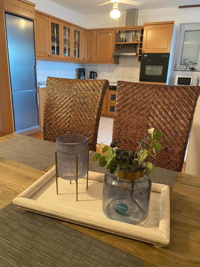 Apartment Privlaka Direkt Am Strand Mit Klima Und Neuem Badezimmer Haustiere Sind Willkommen Ngoại thất bức ảnh